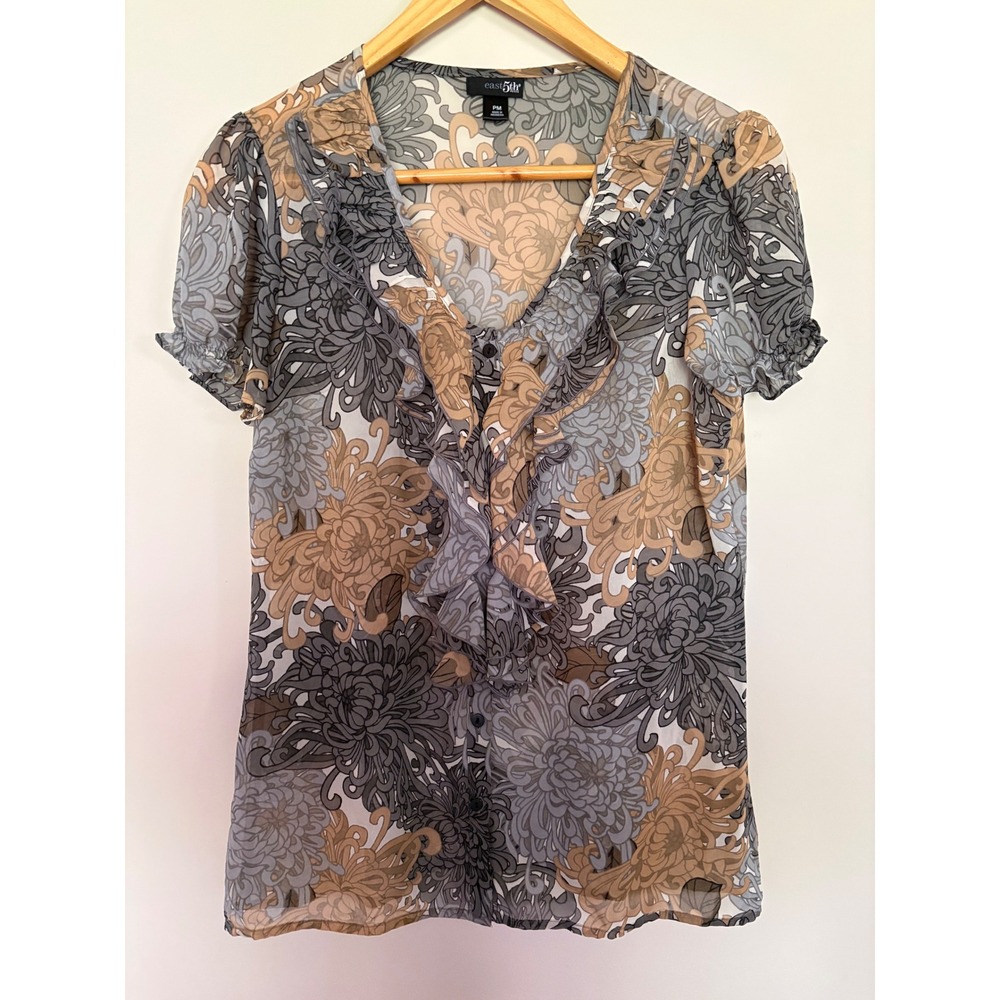 East 5th‎ Petite Blouse PM Grey Tan Floral Ruffle V-Neck Short Sleeve Top